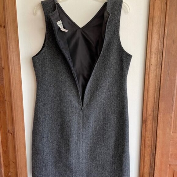 L. L. BEAN Sheath V Neck Herringbone Wool Dress Vintage - Picture 5 of 15
